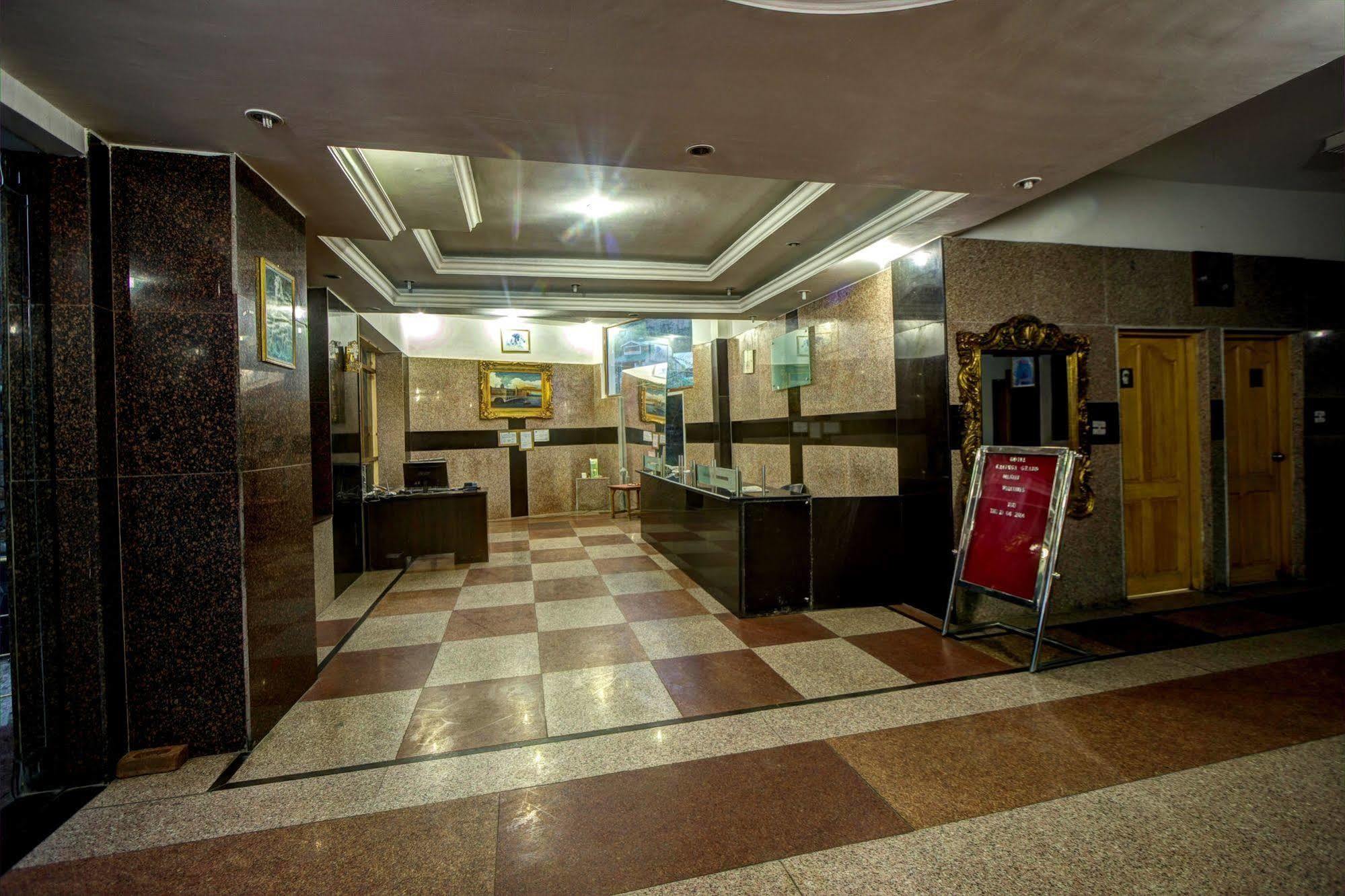 Kalinga Grand Hotel Manāli Esterno foto
